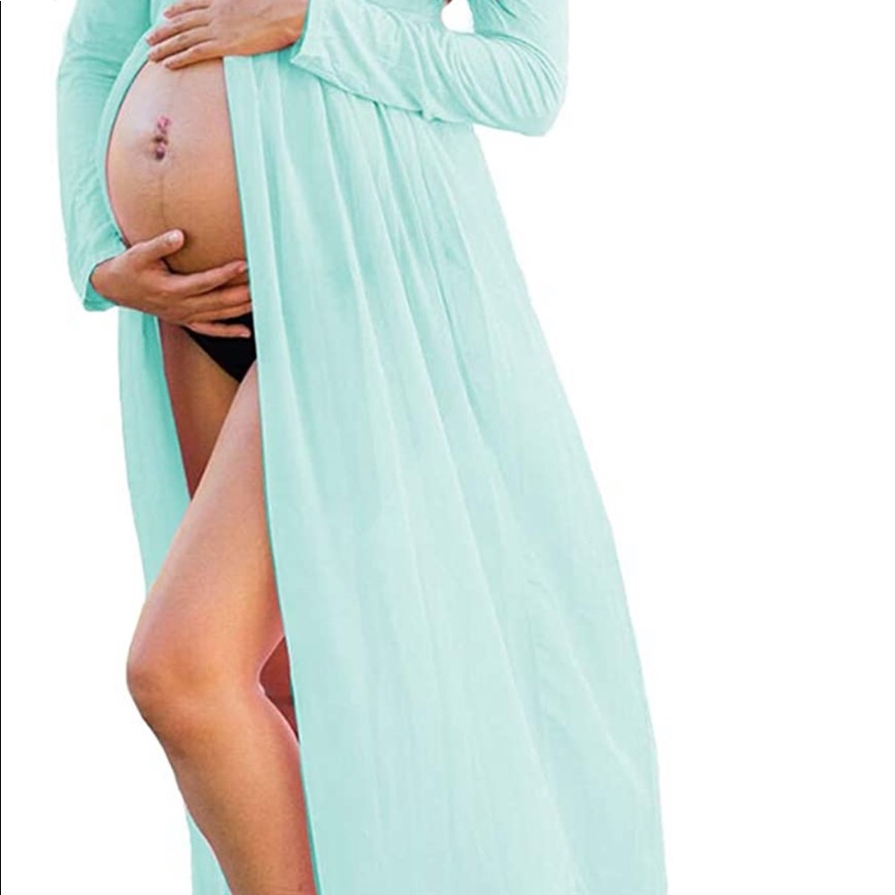 NWOT Maternity dress for photography